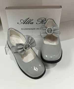 6273 Light Grey School Shoes - Circle Bow (Flat Sole)