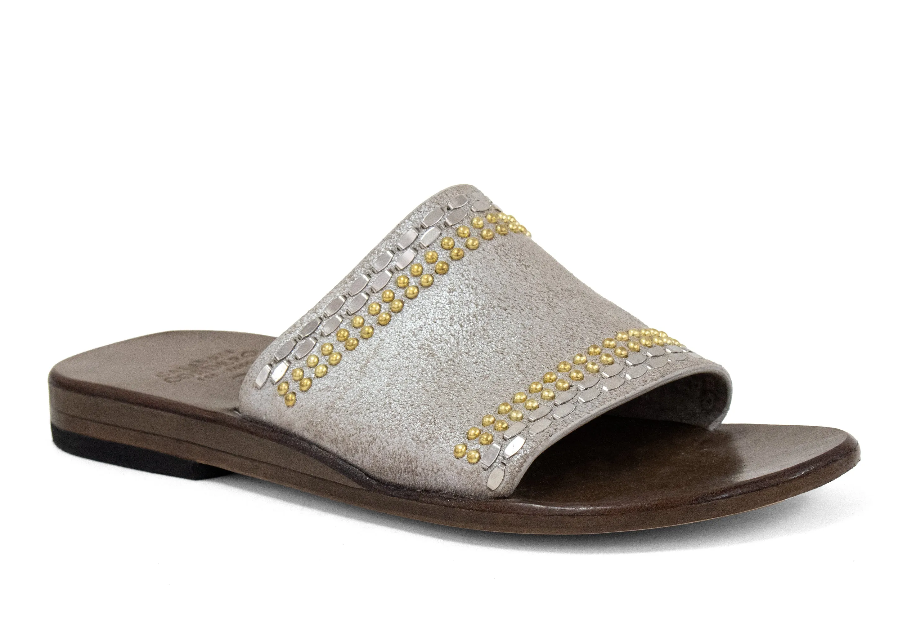 Dhana Sandal