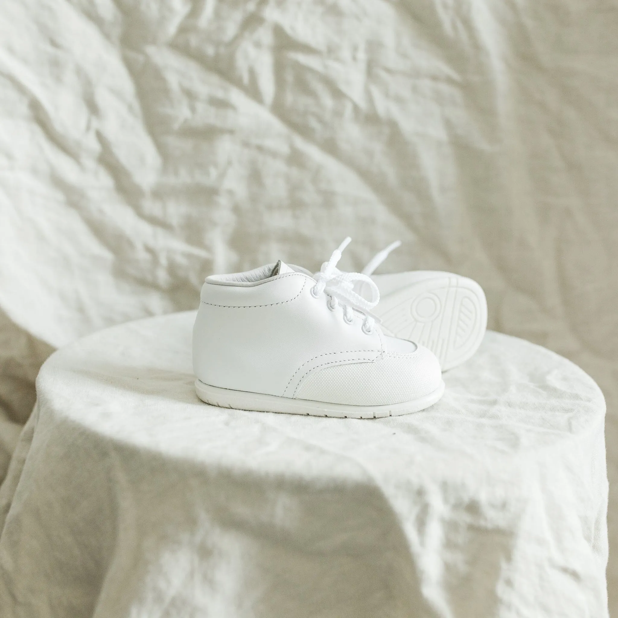 Jamie First Walker | White (Scuff Tip)