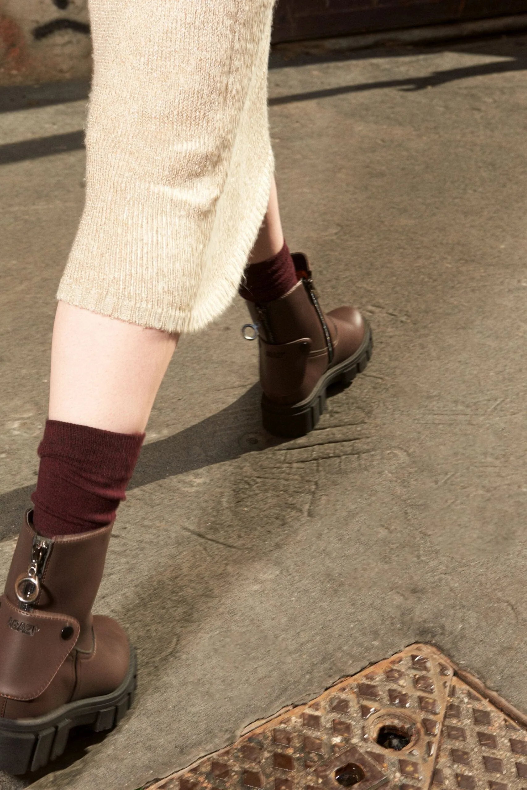 Kama Vegan Apple Leather Boots | Chocolate