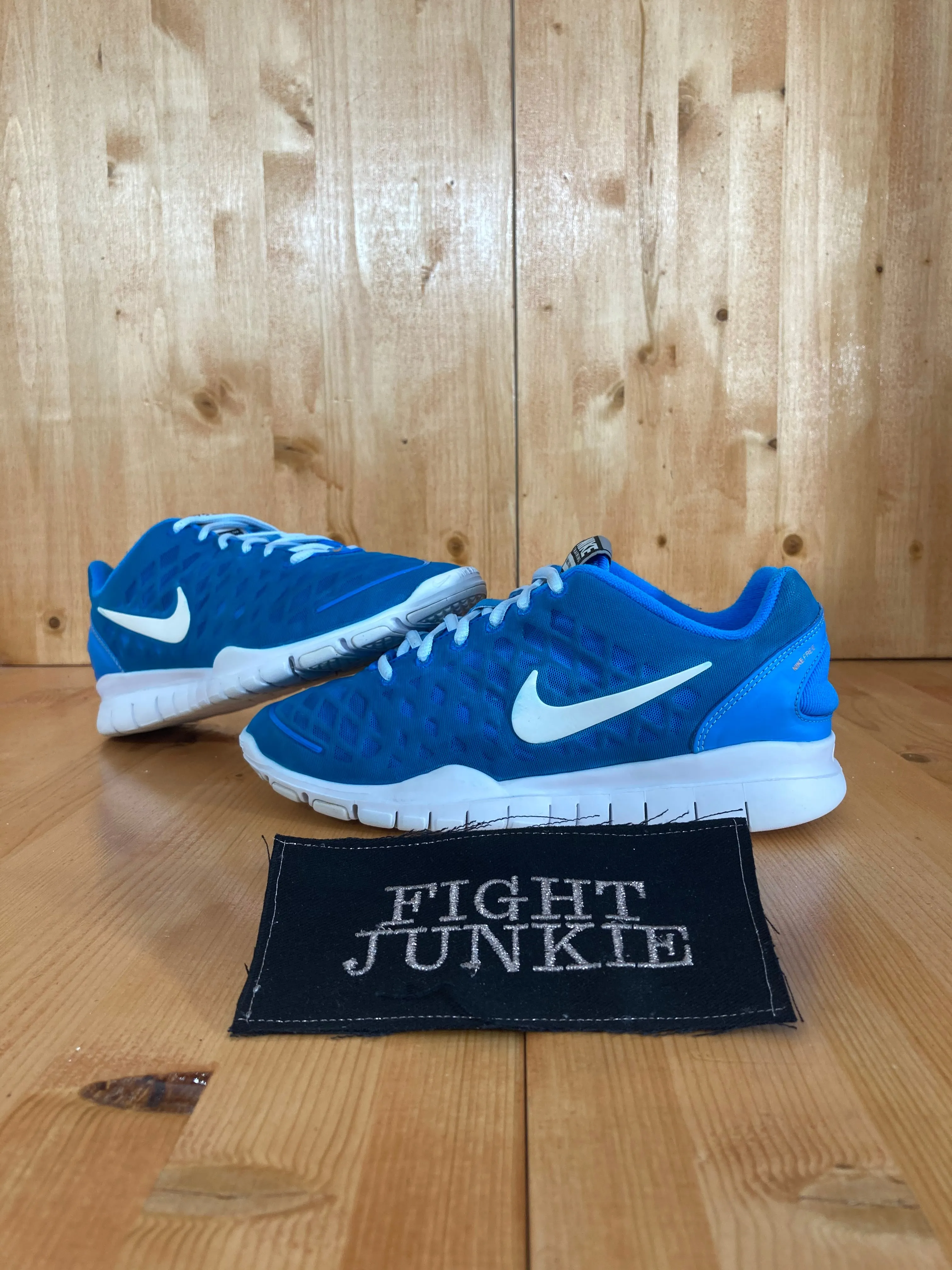 NIKE FREE TR FIT Women's Size 7.5 Running Shoes Sneakers Blue