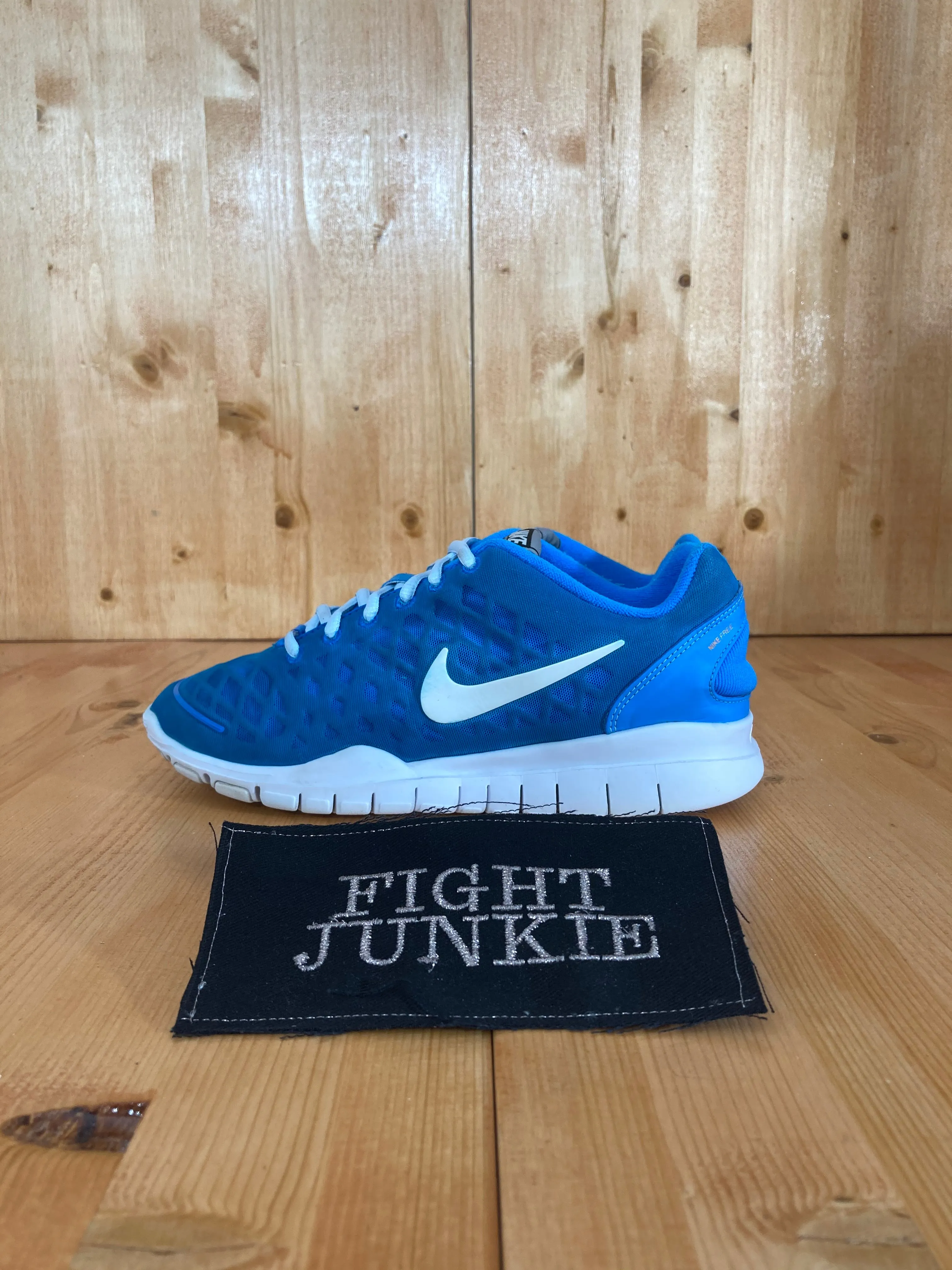 NIKE FREE TR FIT Women's Size 7.5 Running Shoes Sneakers Blue