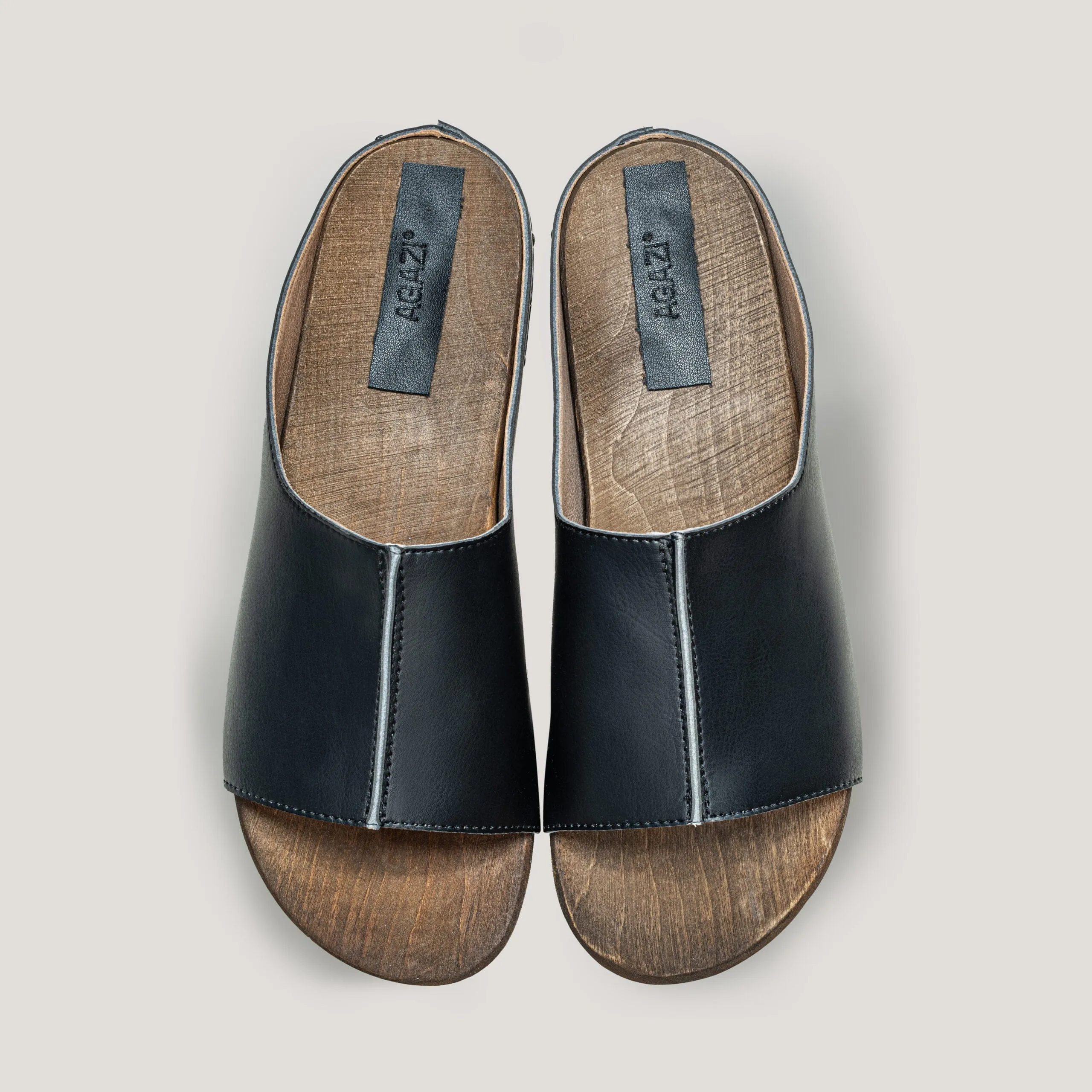 Recycled Vegan Leather Wood Vegan Clogs | Black