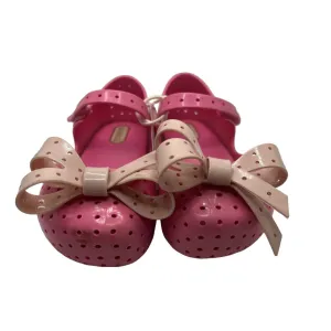 Velcro Mary Janes w/Bows